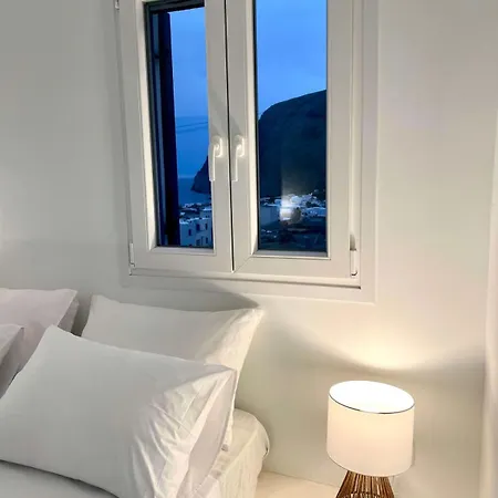 Mayema Cycladic House In Santorini With Sea View